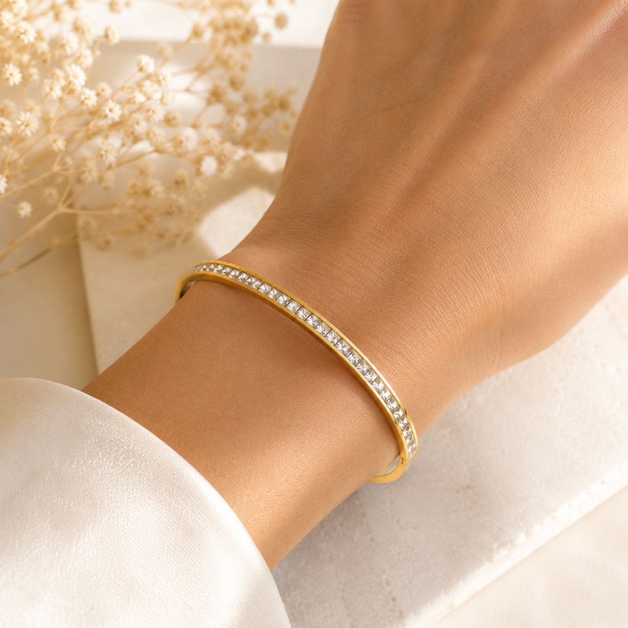Bracelet Jonc Doré & Strass ✨